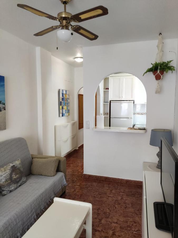 Ak Apartamento En Torrevieja Exteriér fotografie