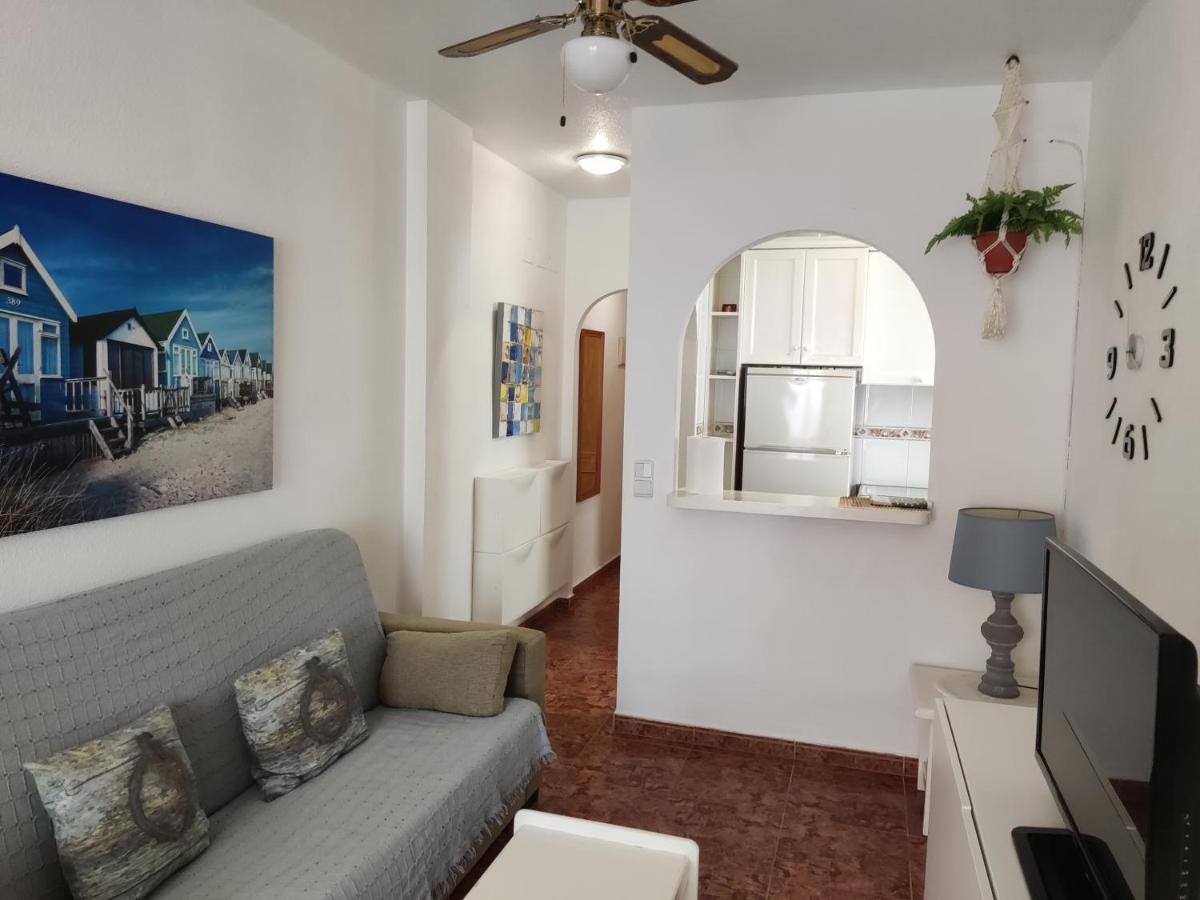 Ak Apartamento En Torrevieja Exteriér fotografie